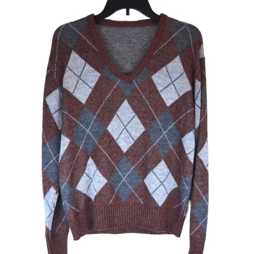 Acrylic Knit Argyle‎ V- Neck Pullover Sweater, Medium?